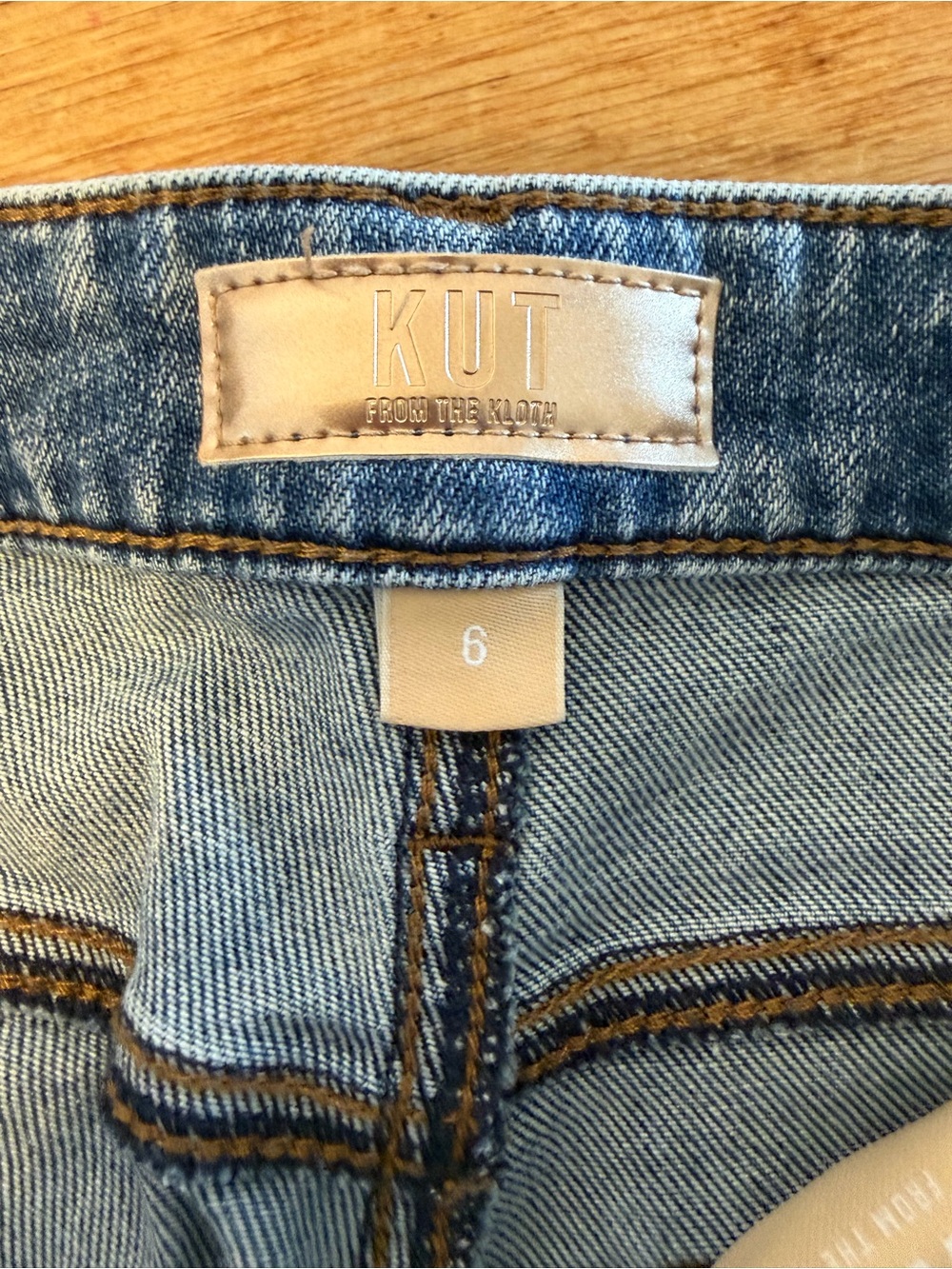 KUT from The Kloth Kelsey High Rise Ankle Flare - Picture 6 of 6